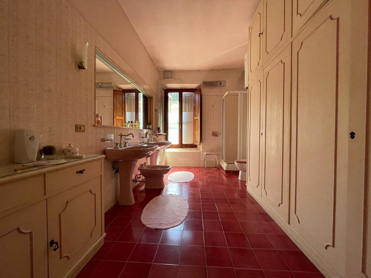 Casa La Torre Un Castello Alle Porte Di Firenze Luaran gambar