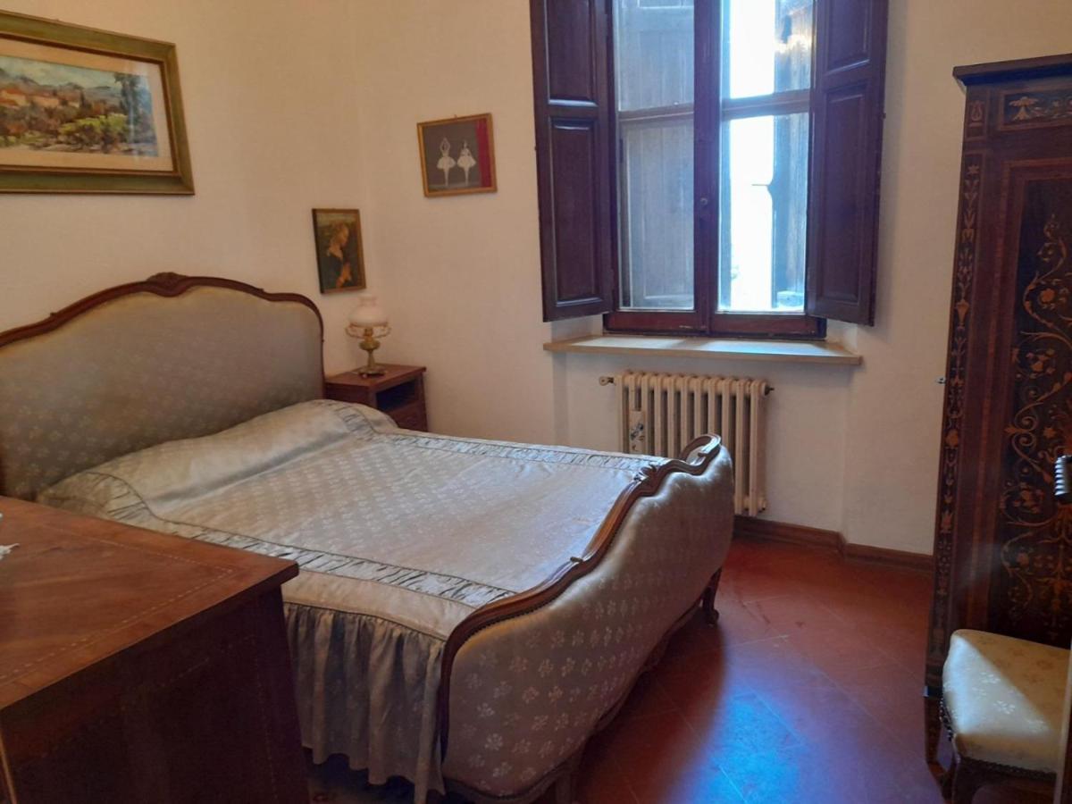 Casa La Torre Un Castello Alle Porte Di Firenze Bilik gambar